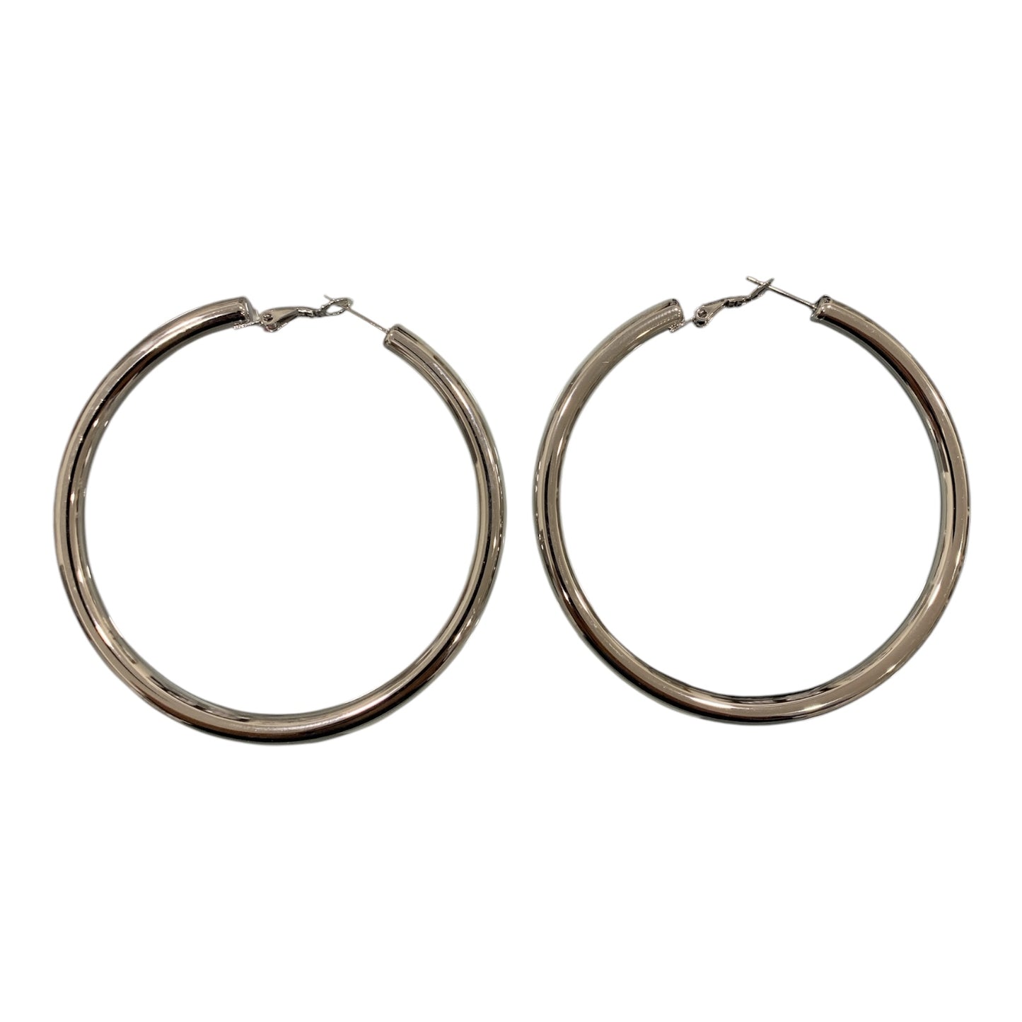 Orecchini a Cerchio Donna in Metallo Lucido – Stile Minimal Chic