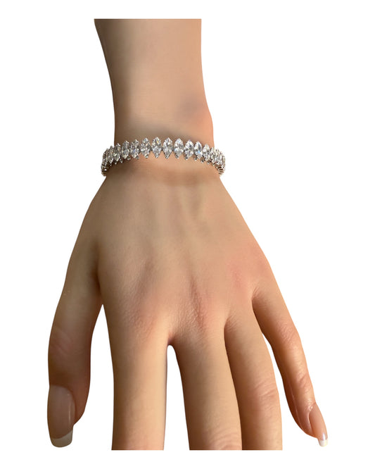 Bracciale tennis donna acciaio inox con zirconi taglio marquise eleganti