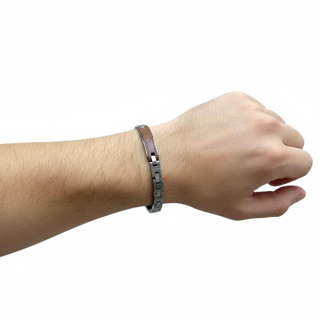 NUOVO Maserati Bracciale Uomo Acciaio con Inserto Pelle Marrone Maglie Logo