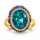 Anello donna in rame color oro regolabile con cristallo verde ovale vista frontale