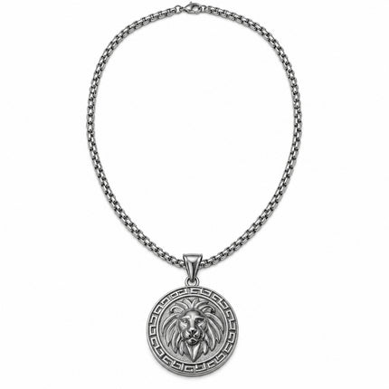Collana in acciaio da 50 cm con medaglione leone e bordo a greca.