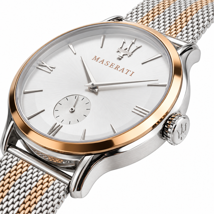 Dettaglio della corona con Tridente, cassa in acciaio e lunetta rosata dell’orologio Maserati Epoca.