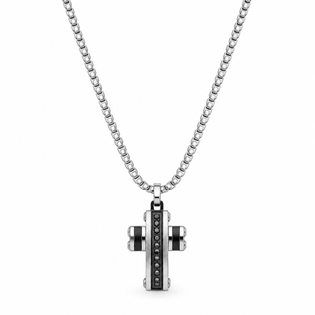 Collana da uomo in acciaio argentato con pendente a croce nero e argento