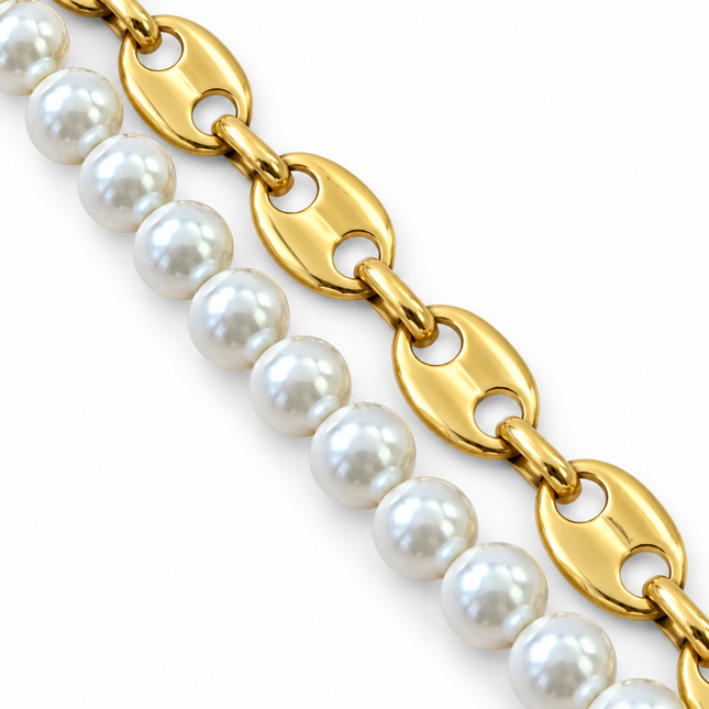 Dettaglio maglia marina dorata ed elementi effetto perla bracciale Shelly