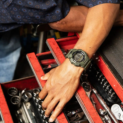 G-Shock GD-010-3ER verde militare cinturino resina tattico impermeabile 200m
