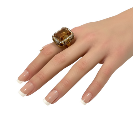 Anello Shelly rame dorato pietra ambra rettangolare donna design elegante