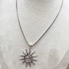 Collana con ciondolo sole spiralato – galvanizzata oro o argento