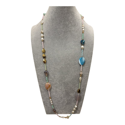 Collana lunga multicolor con perle e pietre dure per donna