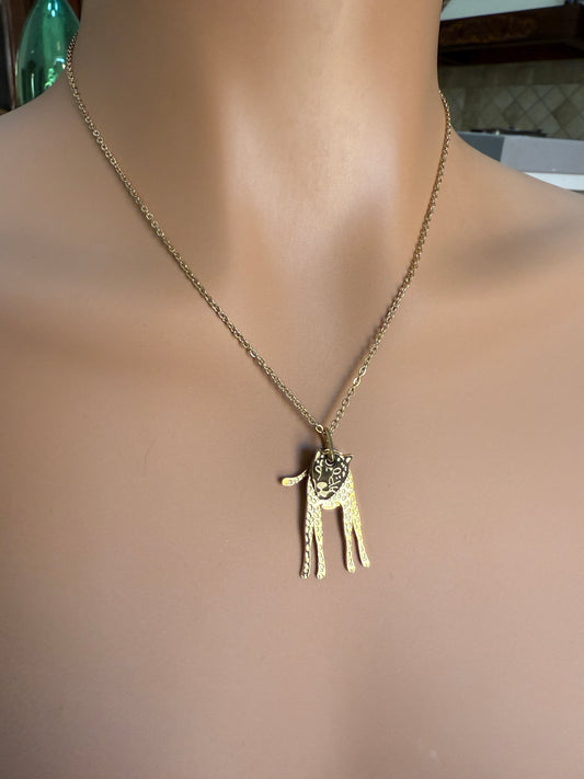 Collana con Ciondolo Leopardo Stilizzato – Metallo Dorato
