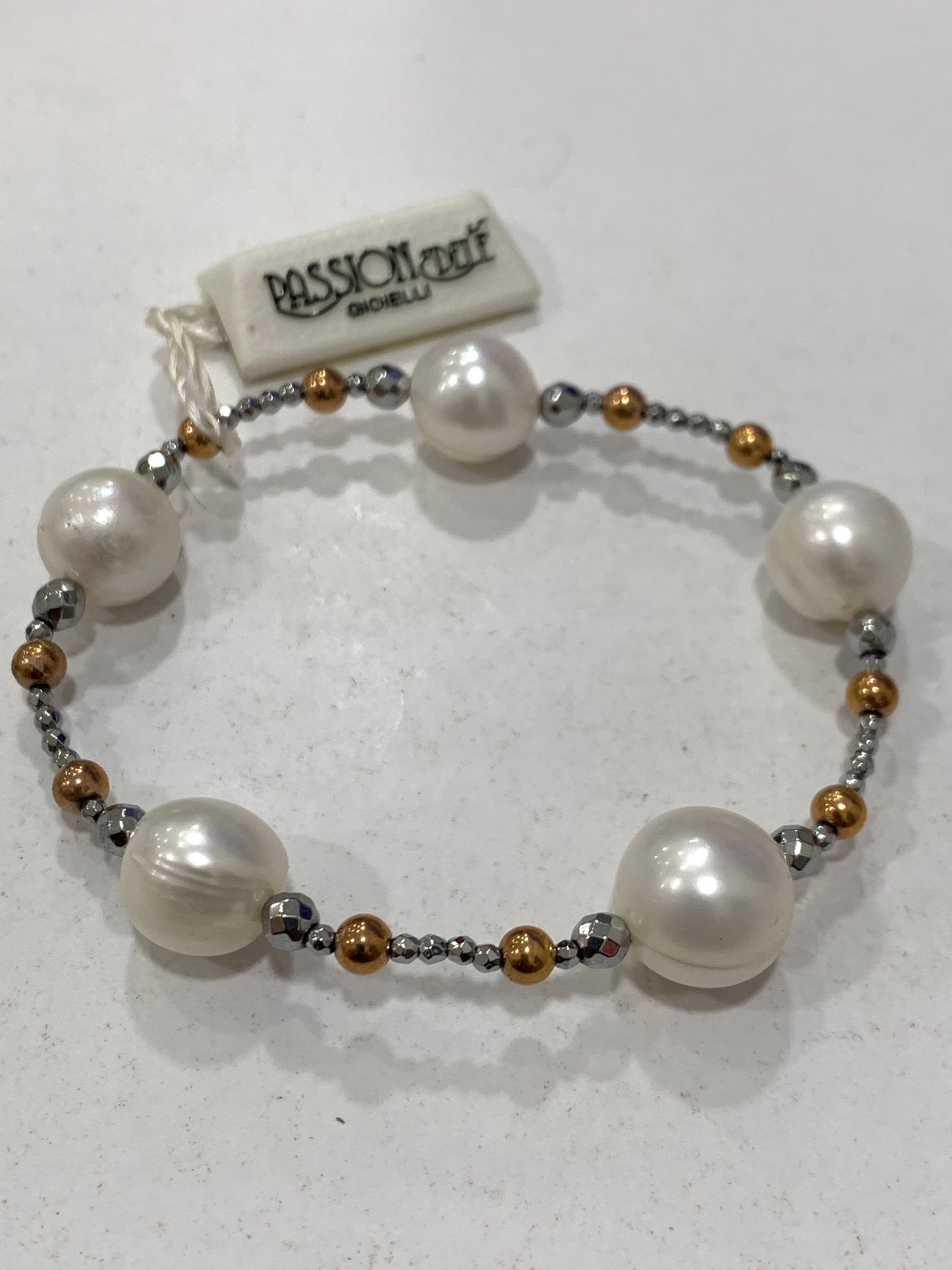 PassionEdele bracciale per donna elastico con perle coltivate ed ematite naturale