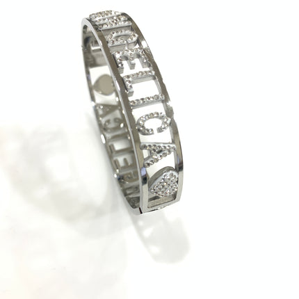 Bracciale in acciaio a manetta con nome in strass per donna