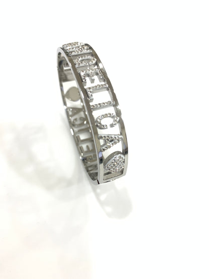 Bracciale in acciaio a manetta con nome in strass per donna MF