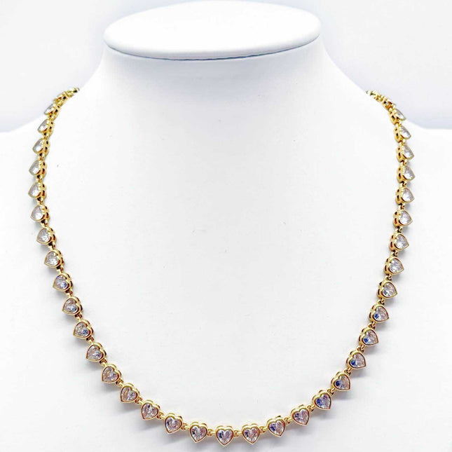 Collana Tennis Donna in Acciaio Dorato con Cuori e Cristalli Luminosi
