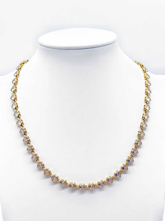 Collana Tennis Donna in Acciaio Dorato con Cuori e Cristalli Luminosi