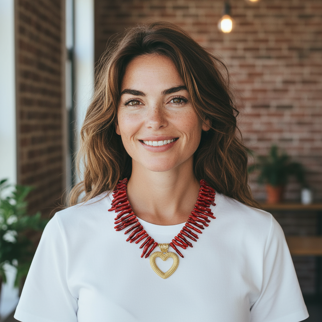 Collana Donna Corallo Rosso Ciondolo Cuore Dorato Statement Lunga