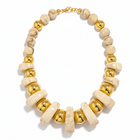 Collana Donna Resina Metallo Dorato Design Contemporaneo Leggera Versatile