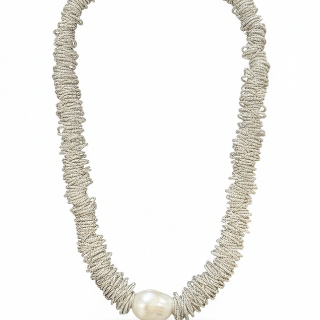 Collana Donna con Filo Intrecciato e Perla Barocca — Eleganza Moderna