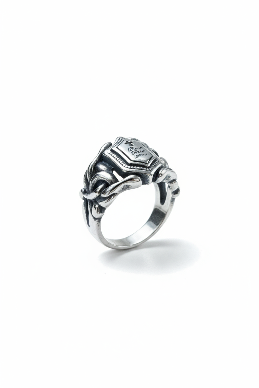 Anello Uomo Scudo Croce Vintage in Acciaio – Catena Laterale, Misure 18-26