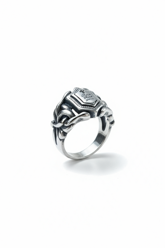 Anello Uomo Scudo Croce Vintage in Acciaio – Catena Laterale, Misure 18-26