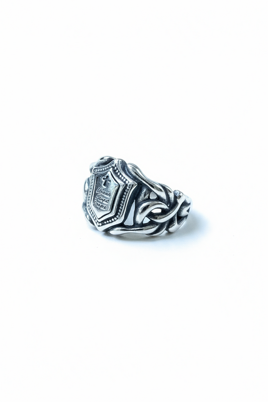 Anello Uomo Scudo Croce Vintage in Acciaio – Catena Laterale, Misure 18-26