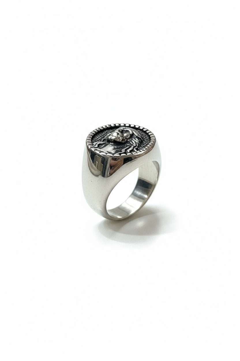 Anello Uomo Sigillo Volto di Gesù – Acciaio Silver Antique, Misura 23