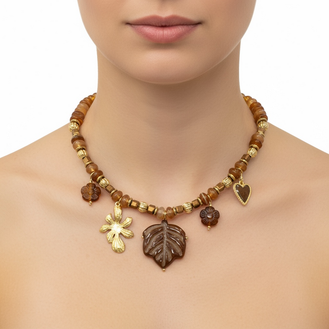 Collana Donna Shelly Boho Chic Perle Ambrate Ciondoli Foglia Fiore Oro