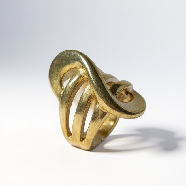 Anello donna acciaio misura 18 design scultoreo aperto finitura oro