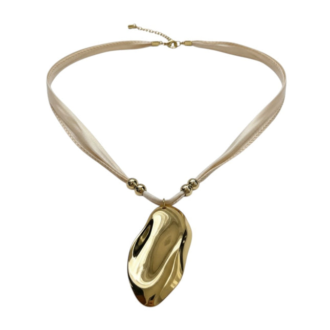 Collana Donna Shelly Nastro Tessuto Beige Maxi Ciondolo Acciaio Dorato Ovale 50+5cm