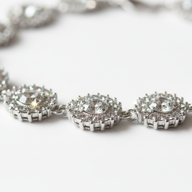 Close-up bracciale cristalli