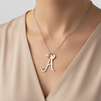 Collana 2JEWELS con Iniziale 251619 indossata