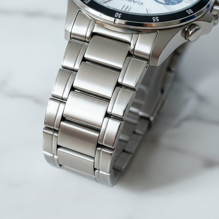 Dettaglio bracciale acciaio