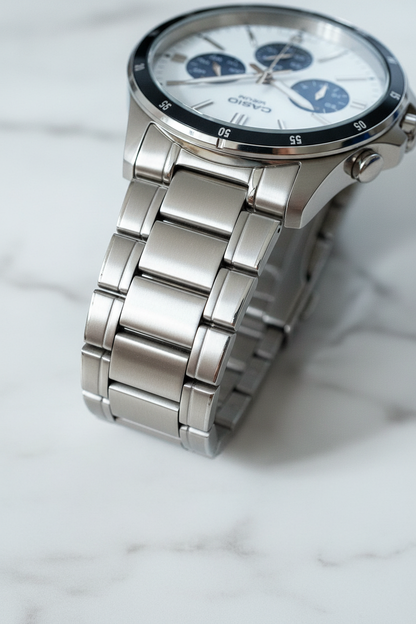 Dettaglio bracciale acciaio