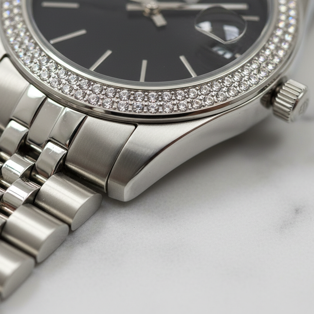 Dettaglio lunetta con cristalli