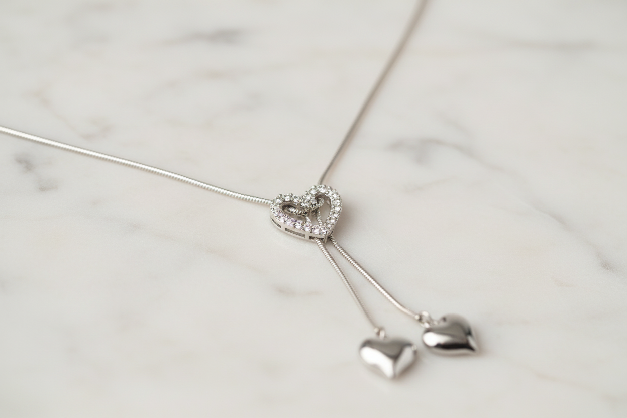 Dettaglio strass riflessi luce