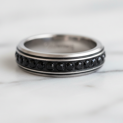 Costruzione acciaio inox cristalli neri qualità artigianalità