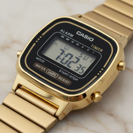 Dettaglio display digitale LCD nero Casio