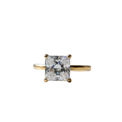 Dettaglio macro cristallo quadrato taglio princess - brillantezza premium
