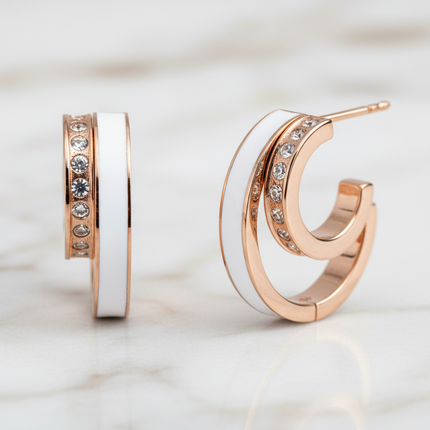 Dettaglio orecchini 2JEWELS triplo cerchio oro rosa - cristalli e smalto bianco
