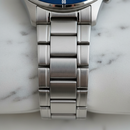 Dettaglio bracciale acciaio Casio