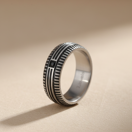 Fotografia editoriale anello design architettonico luxury