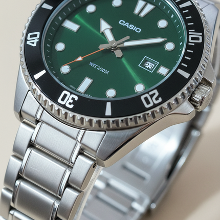 Macro orologio diver