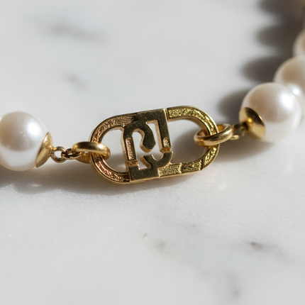 Chiusura oro IP gold bracciale perle Liu Jo dettaglio artigianale