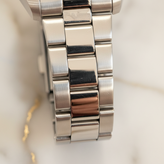 Dettaglio bracciale acciaio