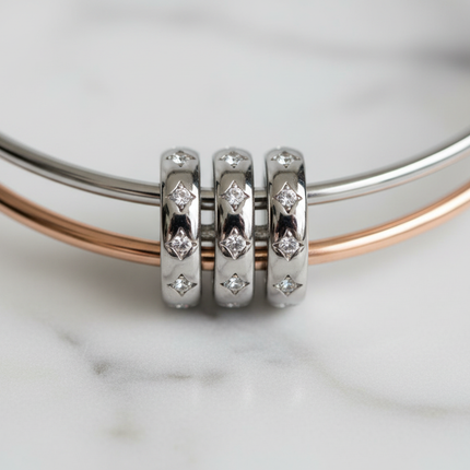 Dettaglio bracciale bicolore