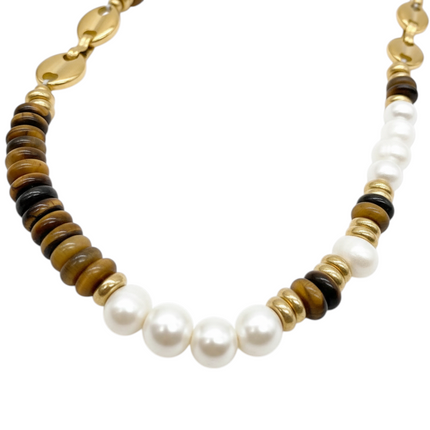 Tempo A Tempo boho chic necklace with pearls, tiger's eye beads, and gold-tone details.