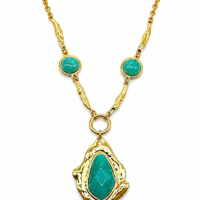 Collana Tempo A Tempo in acciaio dorato con catena martellata e ciondolo geometrico in resina verde tiffany