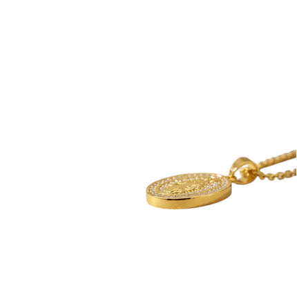 Tempo A Tempo collana da donna con ciondolo ovale Madonna Miracolosa in acciaio dorato, zirconi bianchi e catena da 45cm.