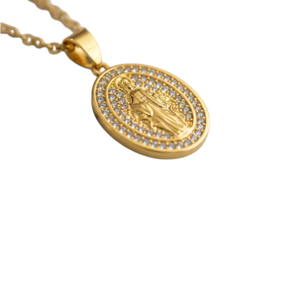 Tempo A Tempo collana da donna con ciondolo ovale Madonna Miracolosa in acciaio dorato, tempestato di zirconi bianchi.