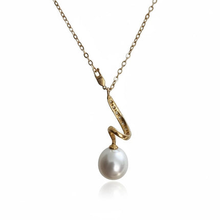 Collana Tempo A Tempo Shelly in acciaio dorato con ciondolo a spirale, strass pavé e perla sintetica bianca