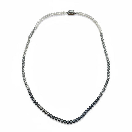 Tempo A Tempo Shelly necklace with gradient glass pearls from white to dark grey and stainless steel clasp